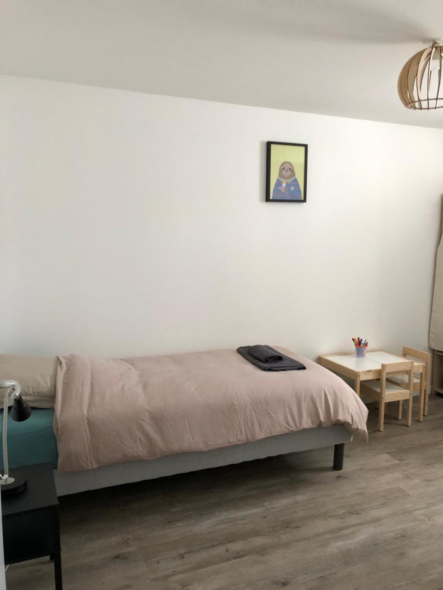 Gite De L'Hotel Castel Couvains  Kültér fotó