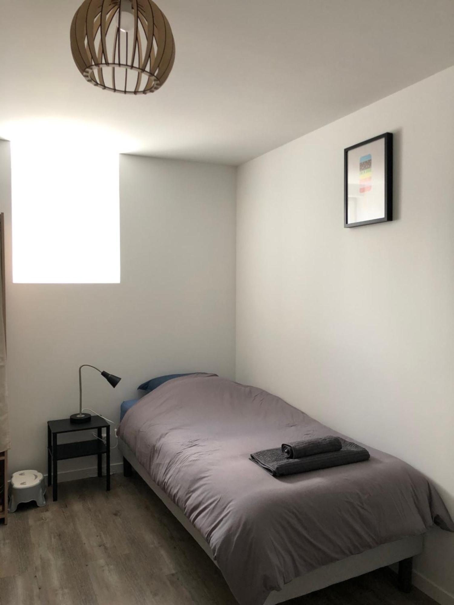 Gite De L'Hotel Castel Couvains  Kültér fotó